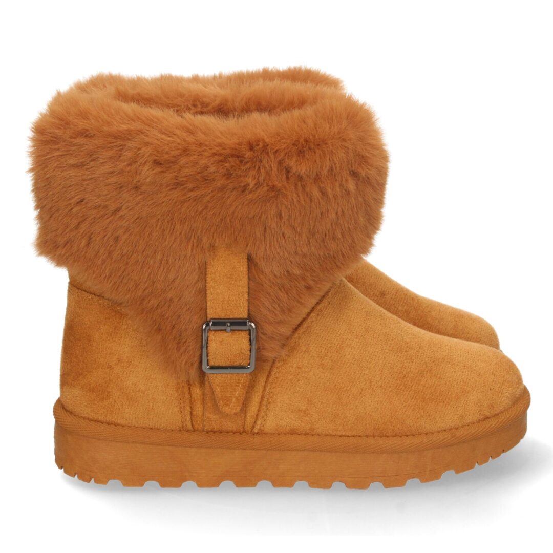 Botín tipo australiana con hebilla camel