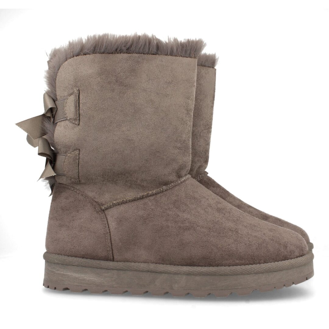 Bota tipo australiana lazos gris