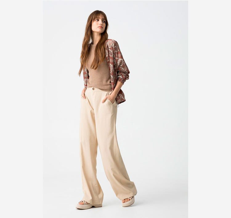 pantalón beige elegante -10y20 Only Woman