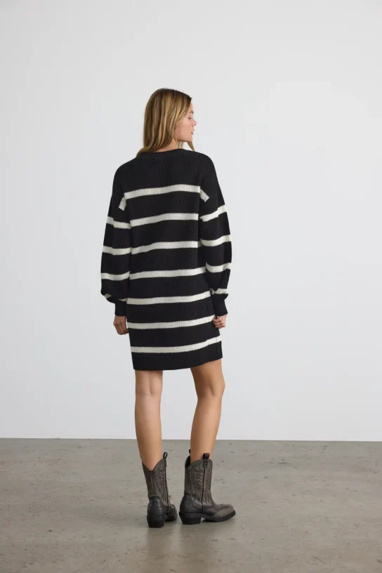 Vestido de punto de cuello redondo negro Noisy May - Imagen 2