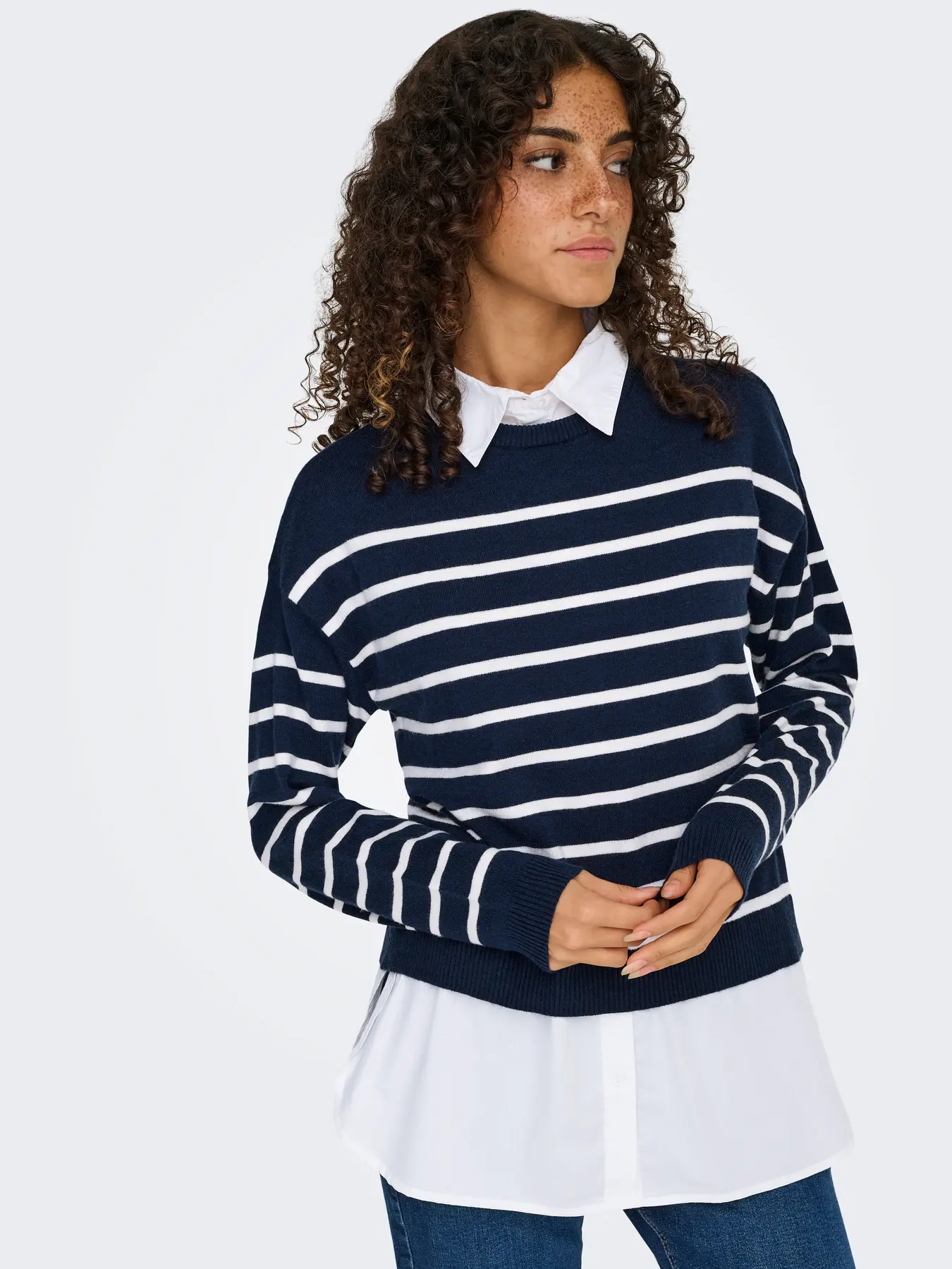 Jersey con bajo camisa marinero ONLY