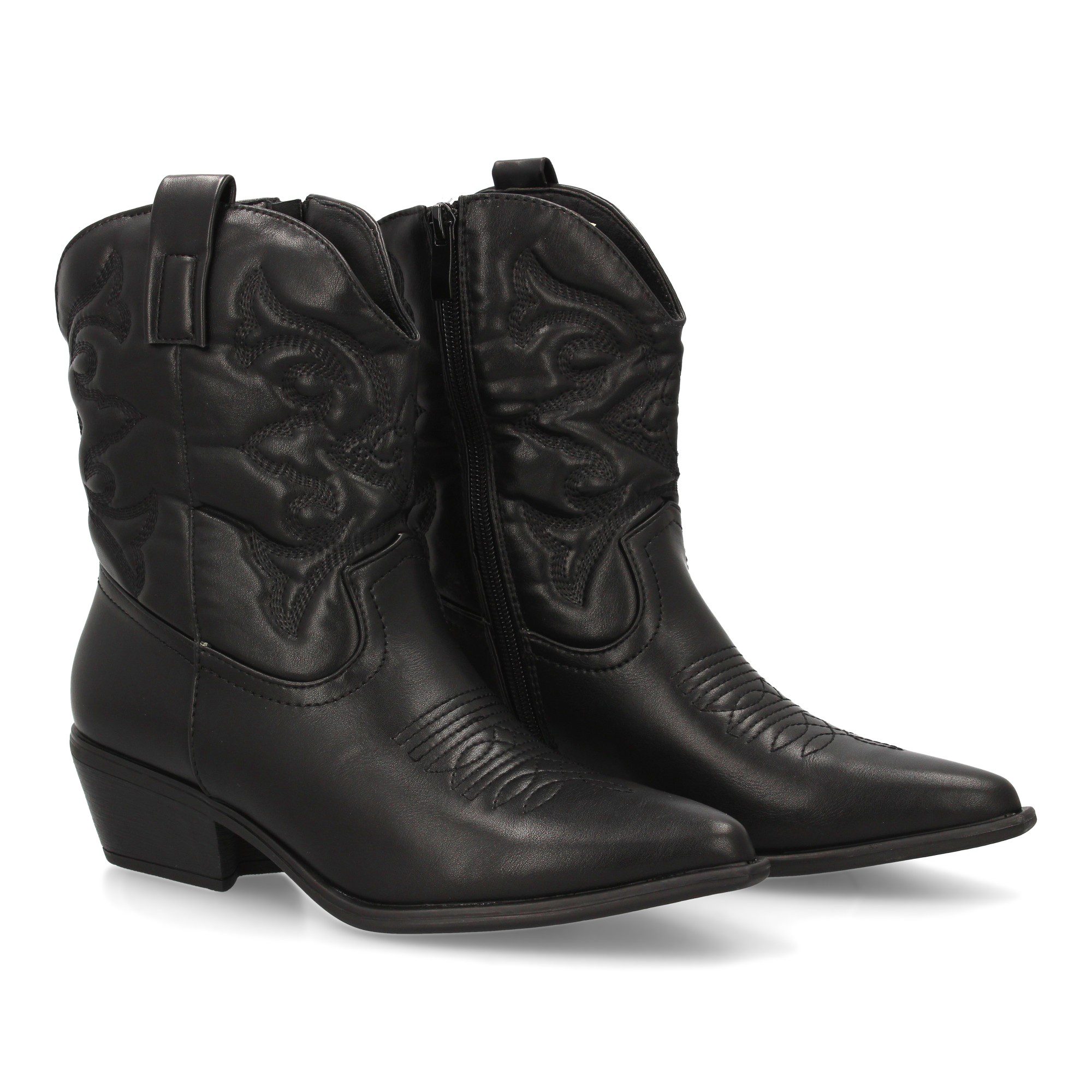 Botines cowboy negros con grabados en la caña