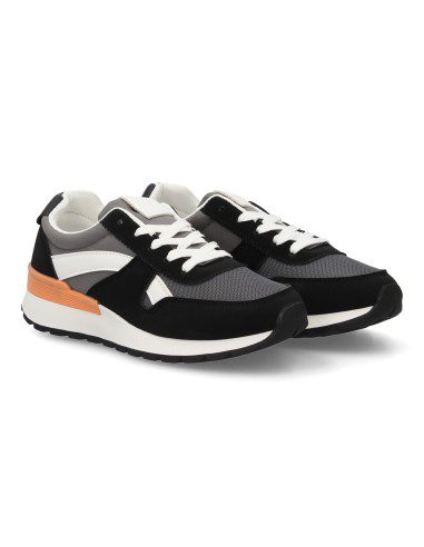 Deportiva urban style negro