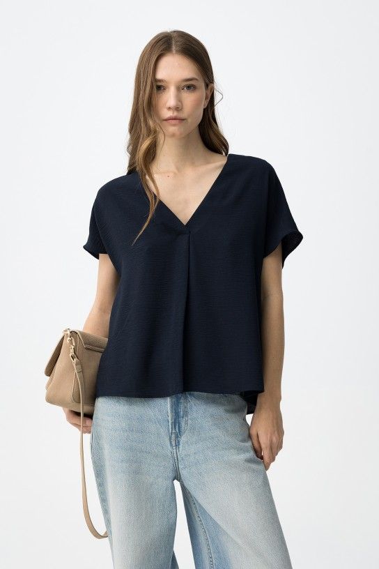 Blusa escote en pico azul Tiffosi